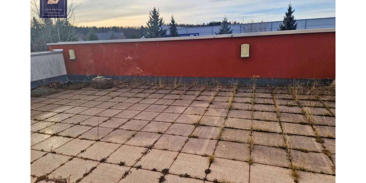 444 qm helle und geräumige Gewerbefläche im 1. OG 10 zimmer