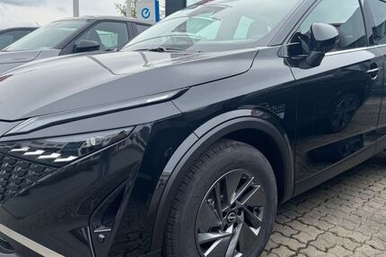 Nissan Qashqai 2.999 km 27.790 &euro; Arnsberg 59759