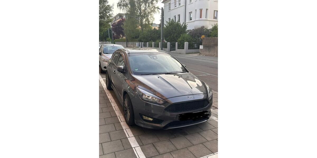 Ford Focus 127.000 km 8.300 &euro; Ulm 89077