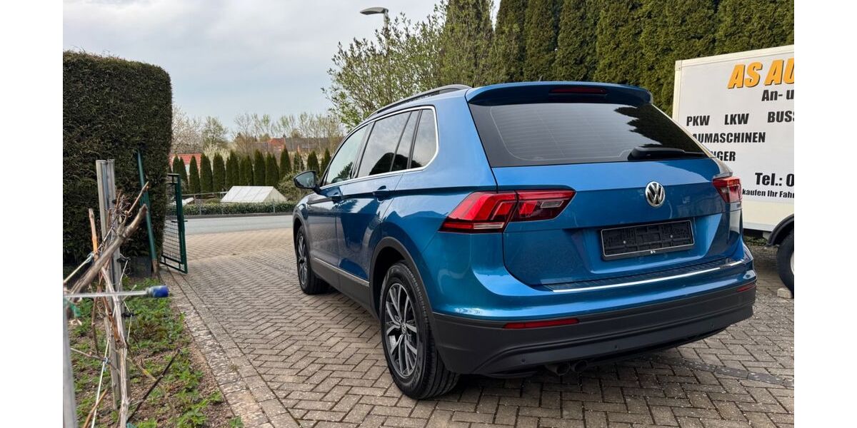 VW Tiguan 166.258 km 16.488 &euro; Bad Arolsen 34454