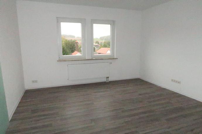 Maisonettenwohnung Nieste - 5 Zimmer, 100 m&sup2;, 800&euro; | Angebot:25252935