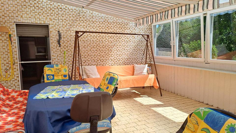 Mehrfamilienhaus, Wohnhaus Ottweiler - 8 Zimmer, 218 m&sup2;, 180.000&euro; | Angebot:25405860