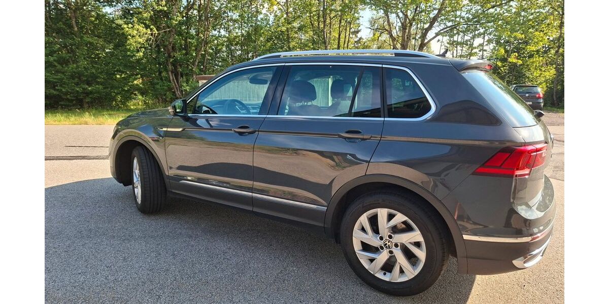 VW Tiguan 65.000 km 24.300 &euro; Spiegelau 94518