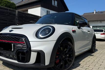 Mini John Cooper Works 34.800 km 31.999 € Erding 85435
