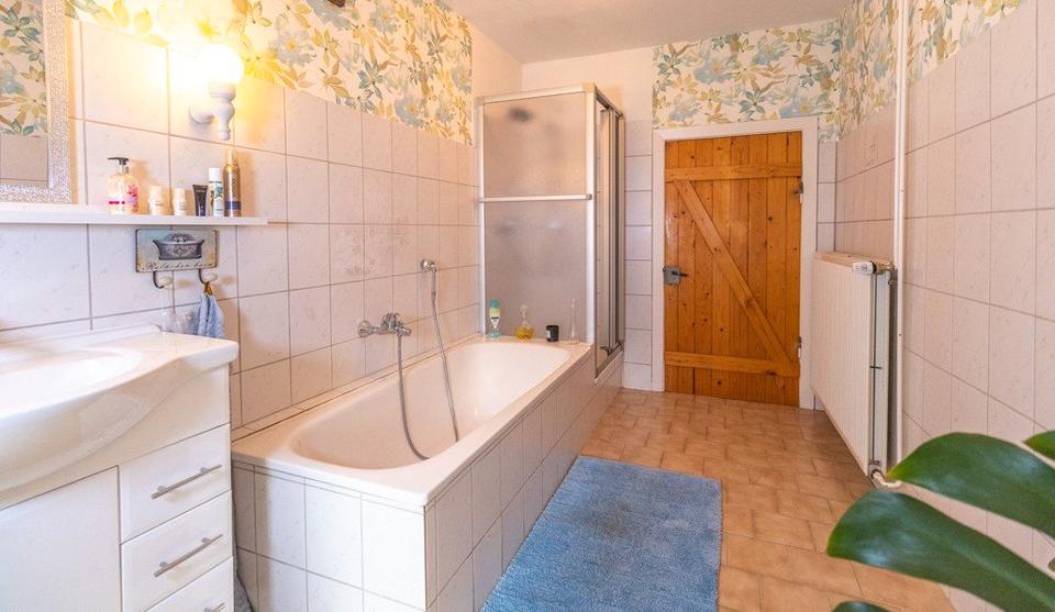 Einfamilienhaus Wingst - 9 Zimmer, 184 m&sup2;, 360.000&euro; | Angebot:26416082