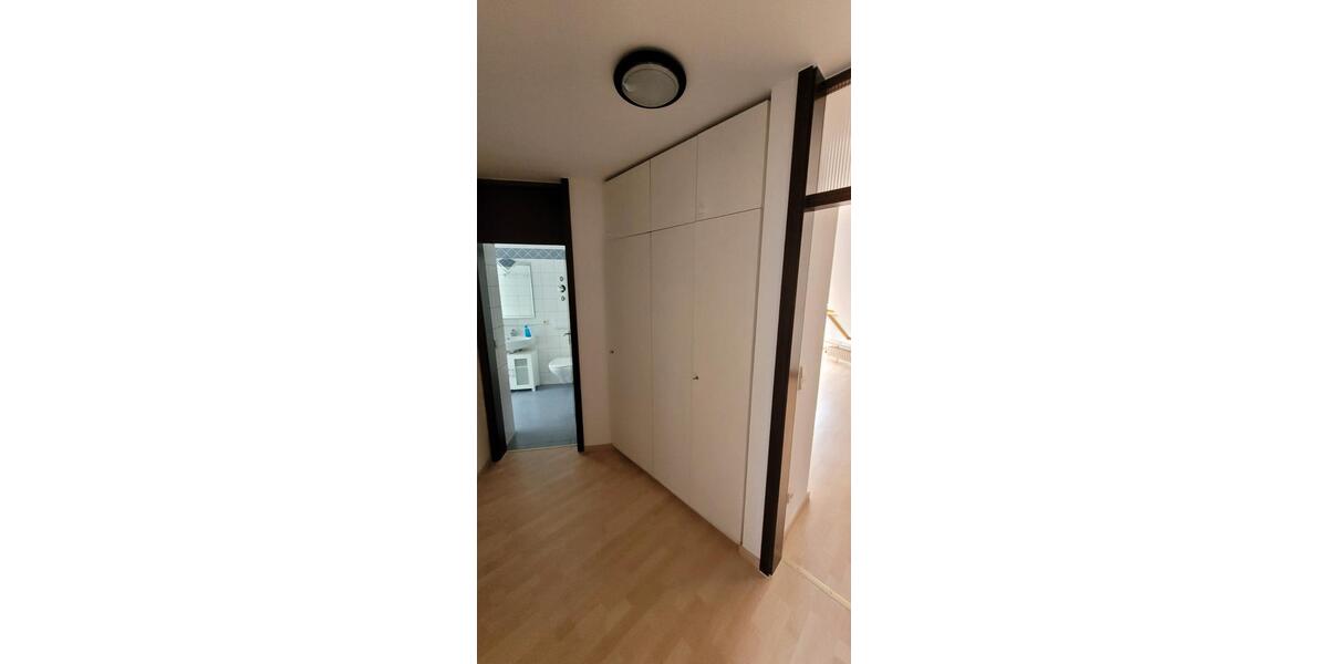 Dachgeschoßwohnung Nürnberg Erlenstegen - 2 Zimmer, 45 m&sup2;, 530&euro; | Angebot:26391726