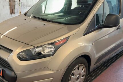 Ford Tourneo Connect 68.600 km 12.190 € Nossen 01683
