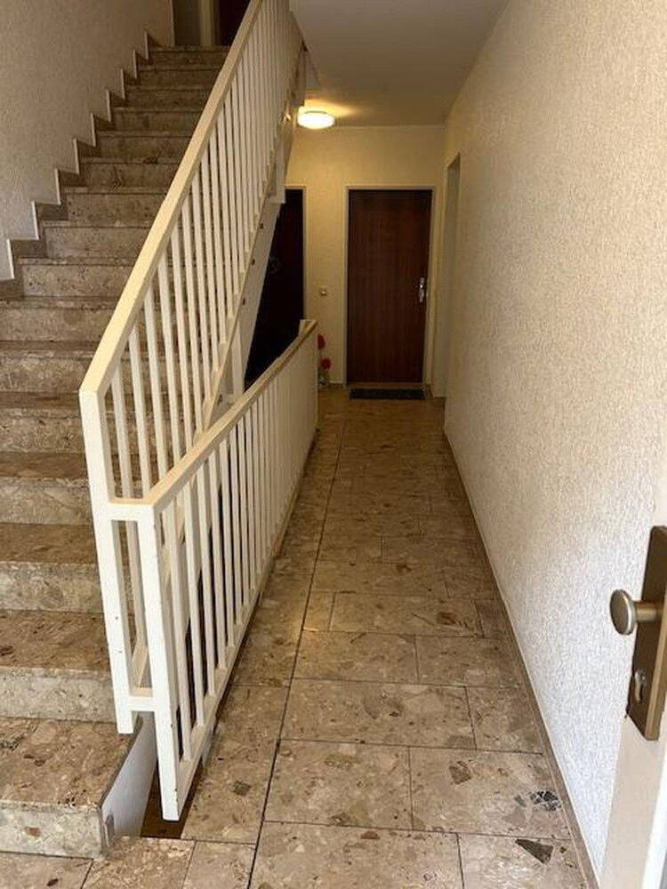 Traumhafte, renovierte 3 Zi Wohnung mit Wesersicht & neue EBK