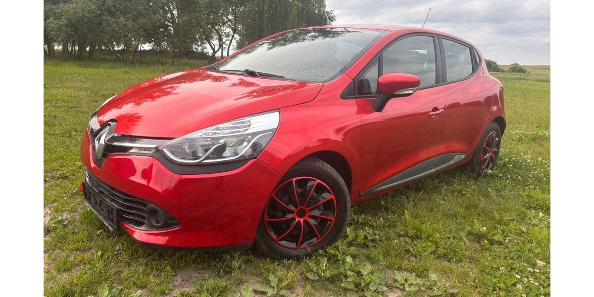 Renault Clio 186.000 km 2.899 &euro; Dargun 17159