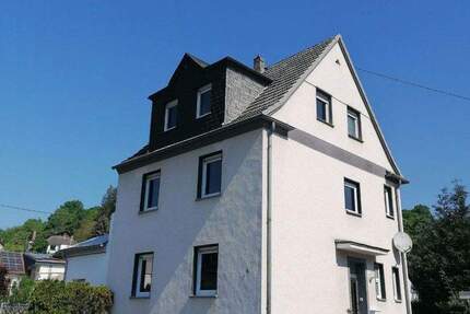 Haus Neuwied Segendorf - 6 Zimmer, 131 m&sup2;, 1.200&euro; | Angebot:25051706