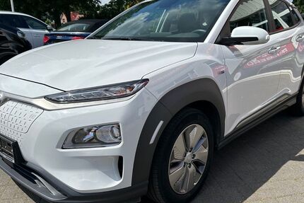 Hyundai KONA Elektro 30.000 km 23.330 &euro; Ludwigslust 19288