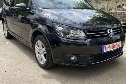 VW Touran 214.850 km 7.490 &euro; Hamburg 20539