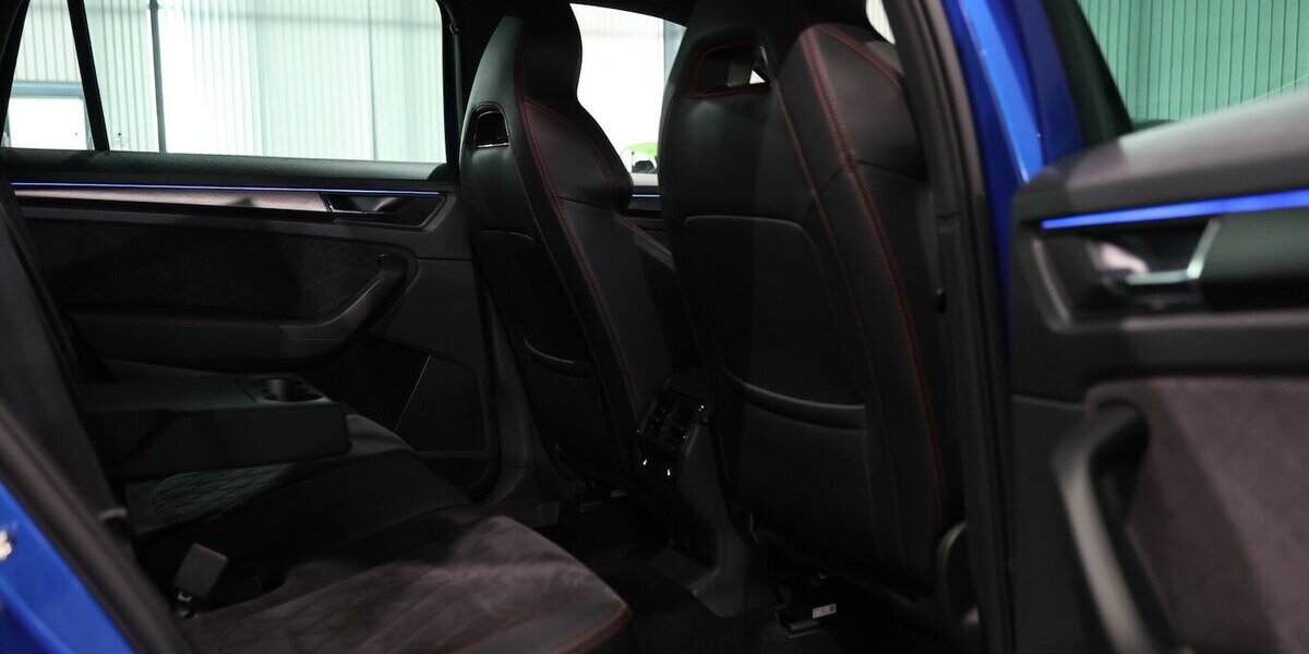 Skoda Kodiaq 2.0 TDI DSG 4x4 RS-SPORTPAKET BLUE+BLACK 145.000 km 26.444 &euro; Hamm 59077