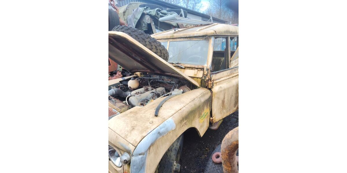 Land Rover Defender 123.456 km 1.800 &euro; SIEVERSTEDT 24885