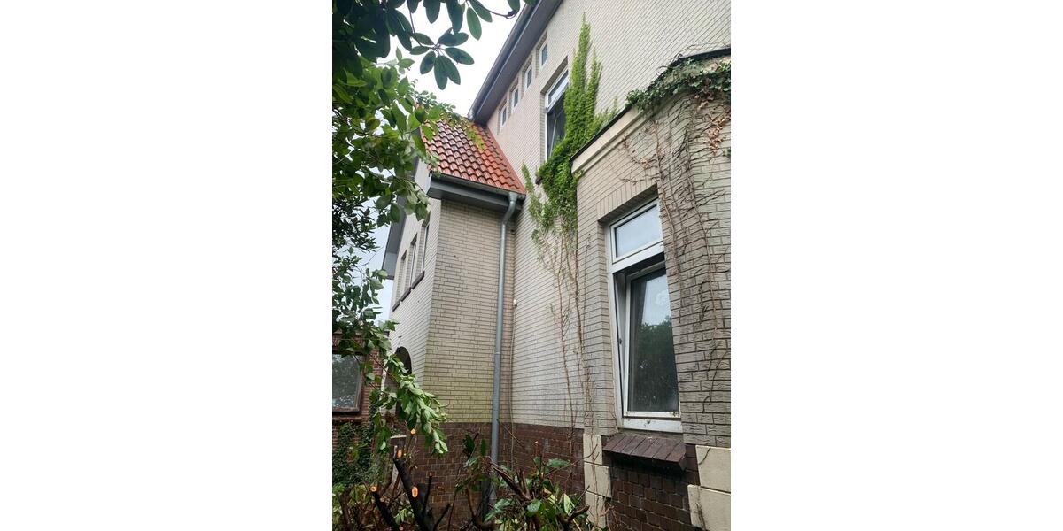 Villa Beverstedt - 9 Zimmer, 260 m&sup2;, 230.000&euro; | Angebot:27144683