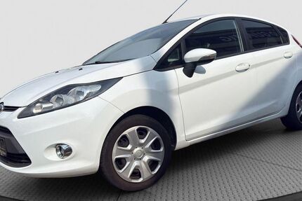 Ford Fiesta 91.000 km 6.200 &euro; Neustadt 08223