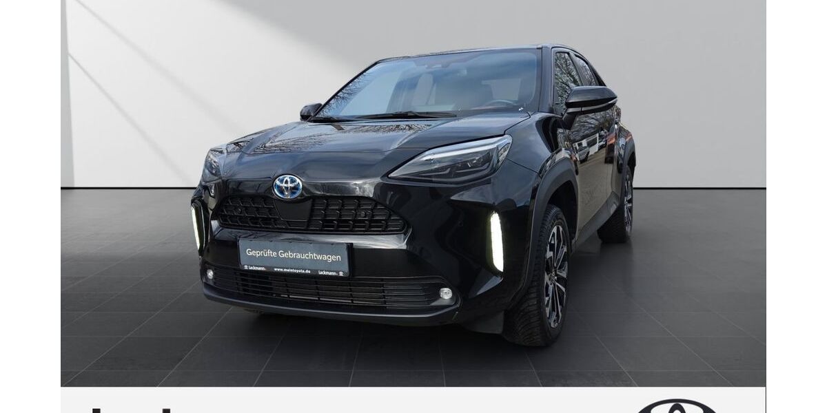 Toyota Yaris Cross 14.135 km 23.890 &euro; Solingen 42719