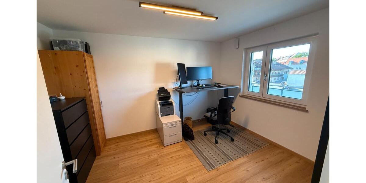 Etagenwohnung Deggendorf - 3 Zimmer, 70 m&sup2;, 945&euro; | Angebot:26418707