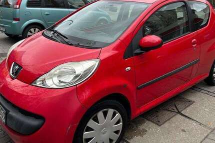 Peugeot 107 160.400 km 1.890 &euro; Berlin, Stadt 13409
