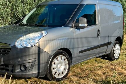 Opel Combo 111.000 km 4.499 € Gronau-Epe 48599