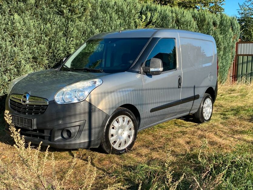 Opel Combo 111.000 km 4.499 € Gronau-Epe 48599