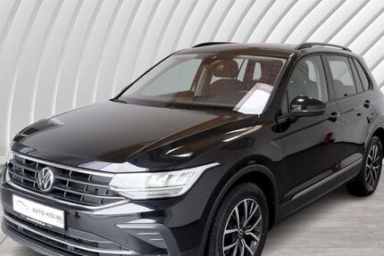 VW Tiguan 122.728 km 22.690 &euro; Unterschleißheim 85716