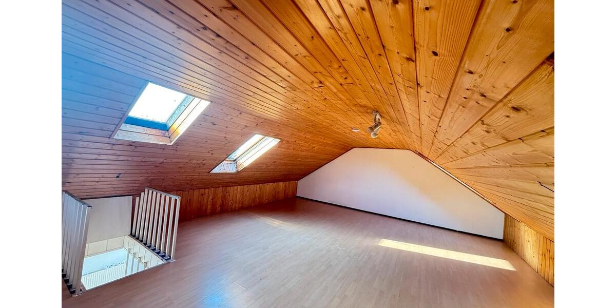 Etagenwohnung Karlsruhe Hagsfeld - 5 Zimmer, 110 m&sup2;, 1.500&euro; | Angebot:25967862