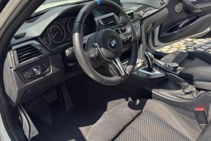 BMW 330 310.854 km 12.350 &euro; Neukirchen 94362