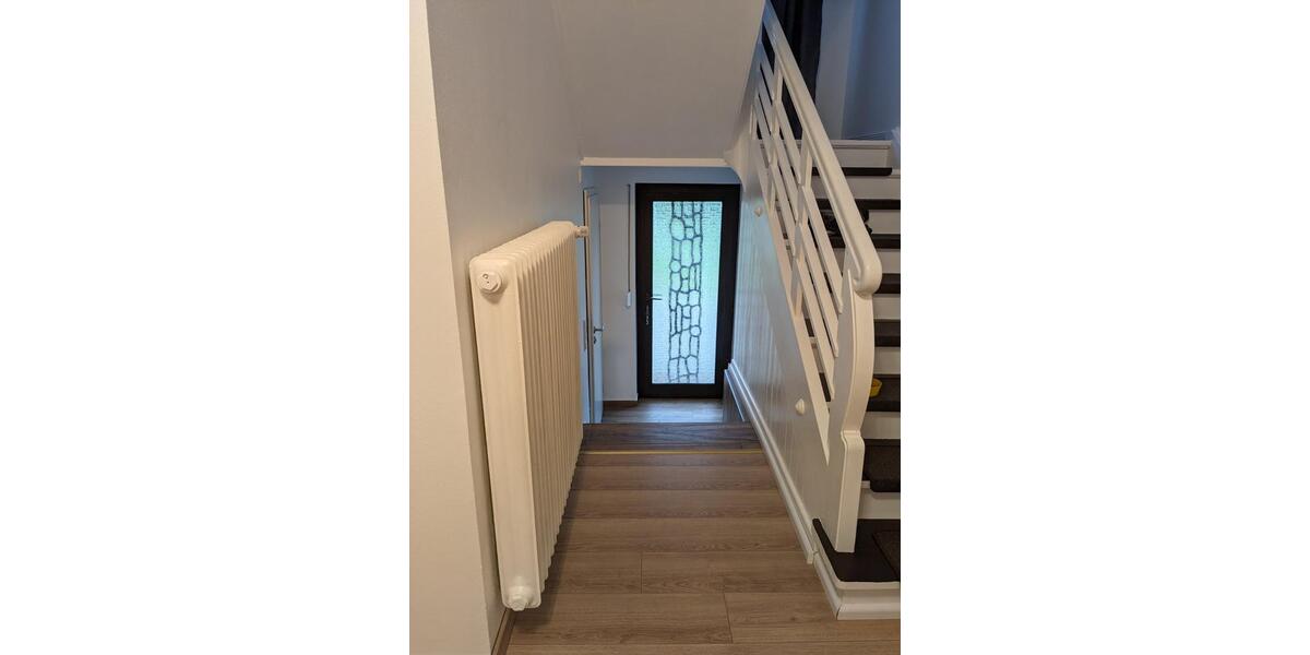 Einfamilienhaus Mastershausen - 5 Zimmer, 130 m&sup2;, 1.000&euro; | Angebot:25957926