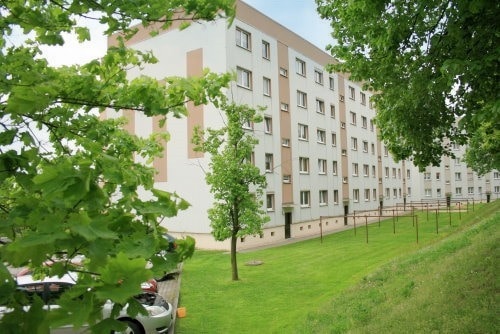 Bernstadt - 8% Rendite für 3 Wohnungen 7 zimmer