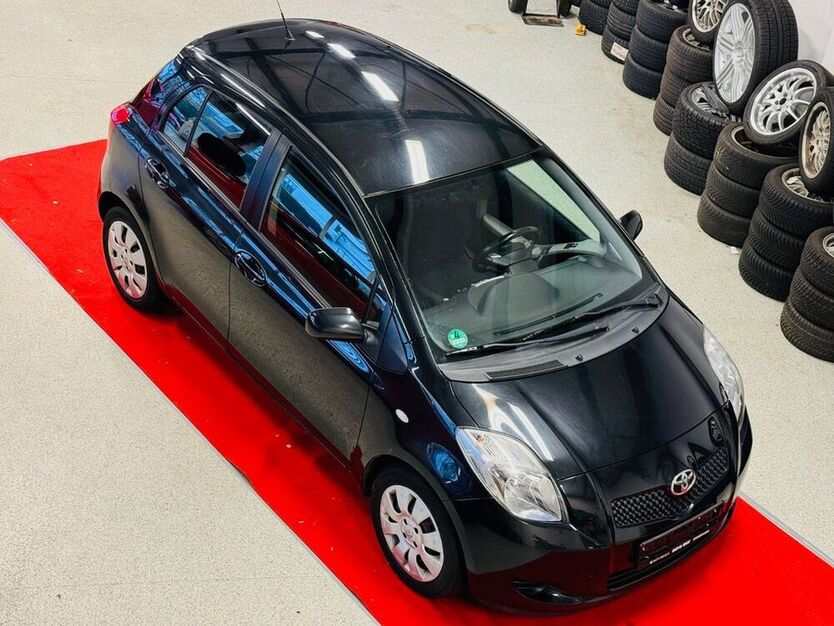 Yaris