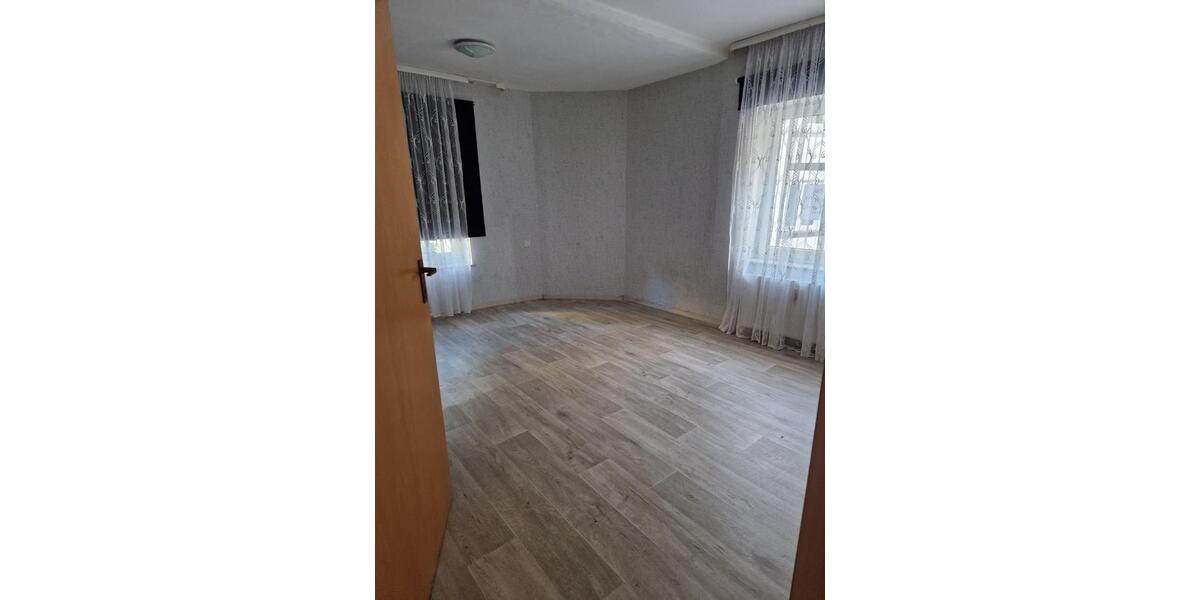 Einfamilienhaus Erwitte - 7 Zimmer, 200 m&sup2;, 320.998&euro; | Angebot:23595654