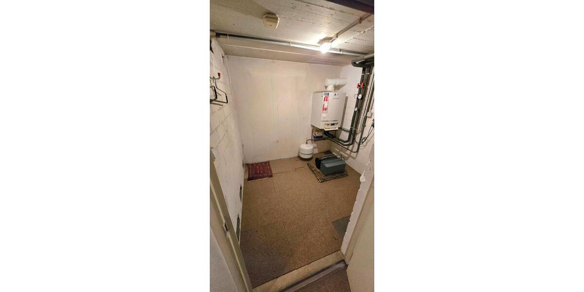 Reihenhaus Krefeld Benrad - 4 Zimmer, 125 m&sup2;, 1.500&euro; | Angebot:26623925
