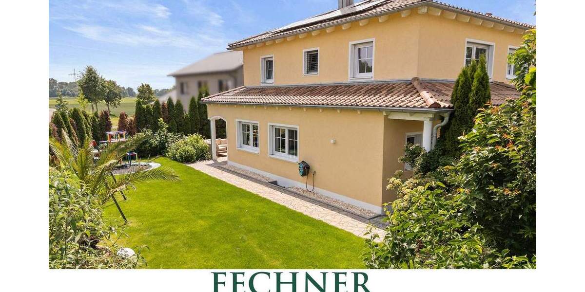 Sofort verfügbar! Massivbauweise - ruhige Lage - gute Anbindung - Doppelgarage - Einbauküche u.vm.! 4 zimmer