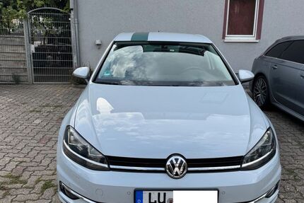 VW Golf 125.000 km 10.500 &euro; Ludwigshafen 67069