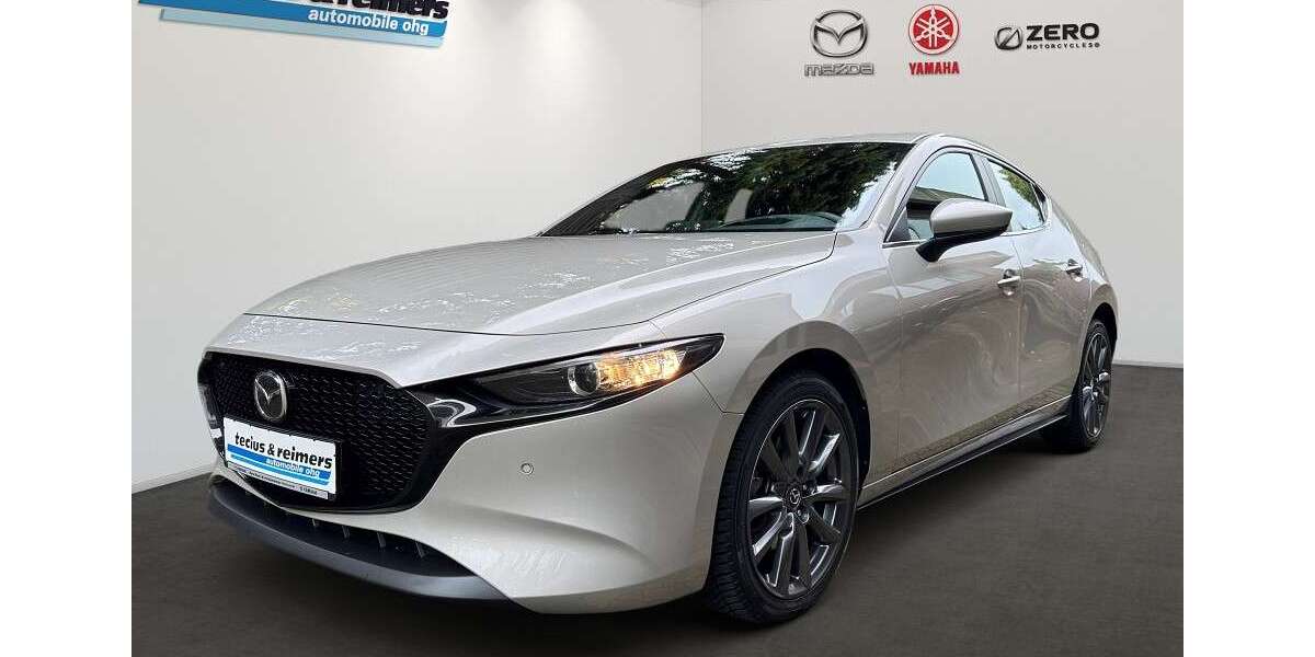 Mazda 3 21.152 km 23.745 &euro; Hamburg 22457