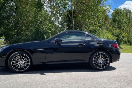 Mercedes-Benz SLC 43 AMG 35.850 km 42.500 &euro; Höchheim 97633