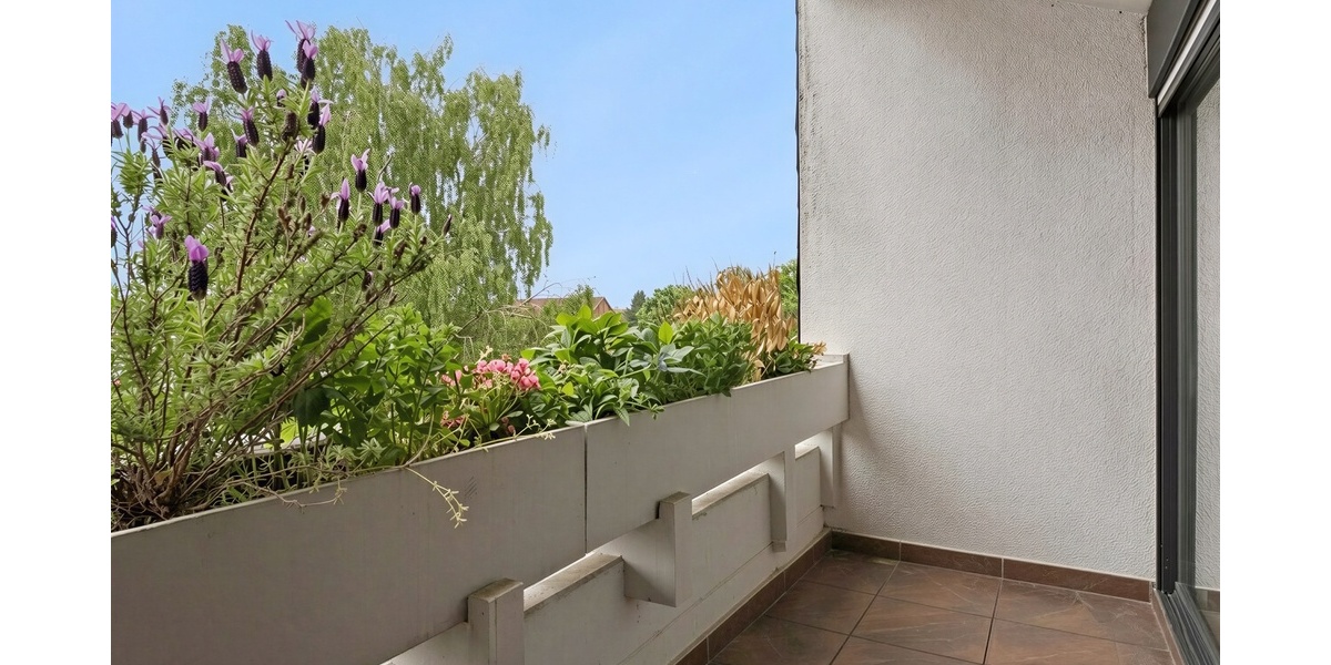Kapitalanlage in Werl – Vermietete Dachgeschosswohnung mit Balkon - Etagenwohnung Werl | Angebot:26686813
