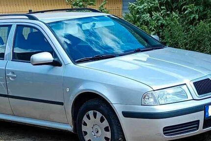 Skoda Octavia 147.294 km 1.800 &euro; Glasau 23719