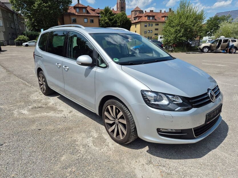 VW Sharan 196.700 km 14.950 € Augsburg 86156