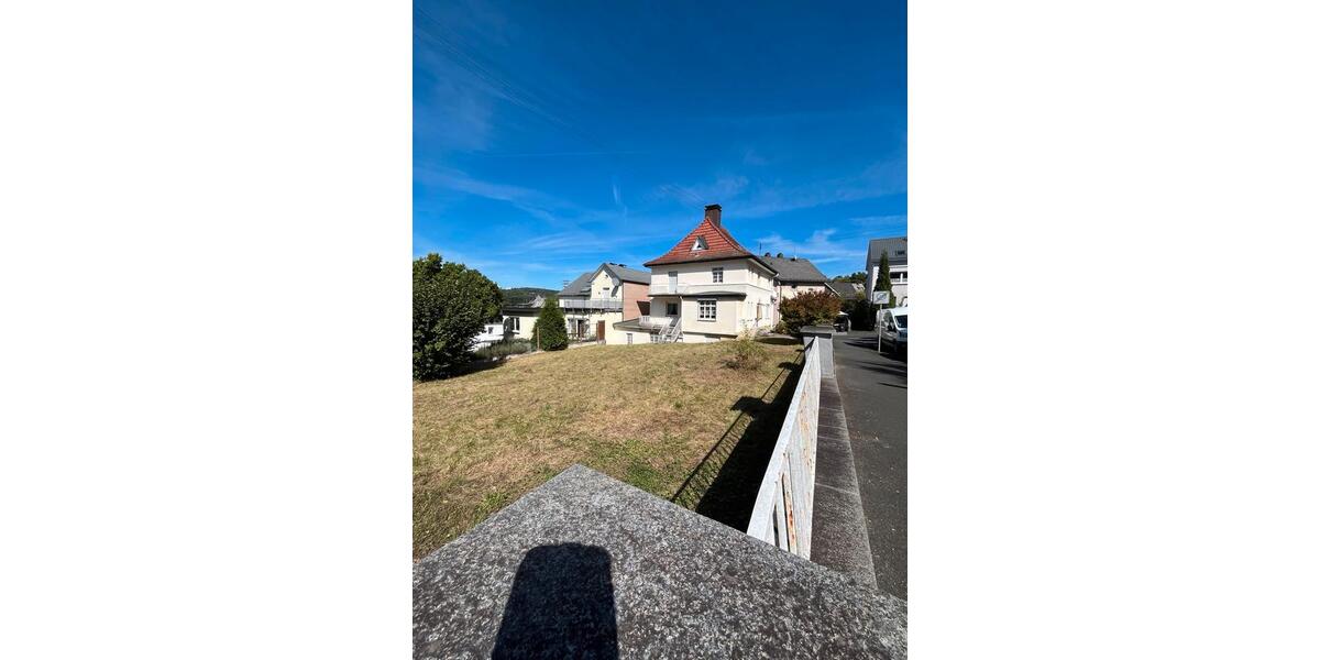 Einfamilienhaus Siegen Weidenau - 8 Zimmer, 140 m&sup2;, 330.000&euro; | Angebot:26901692
