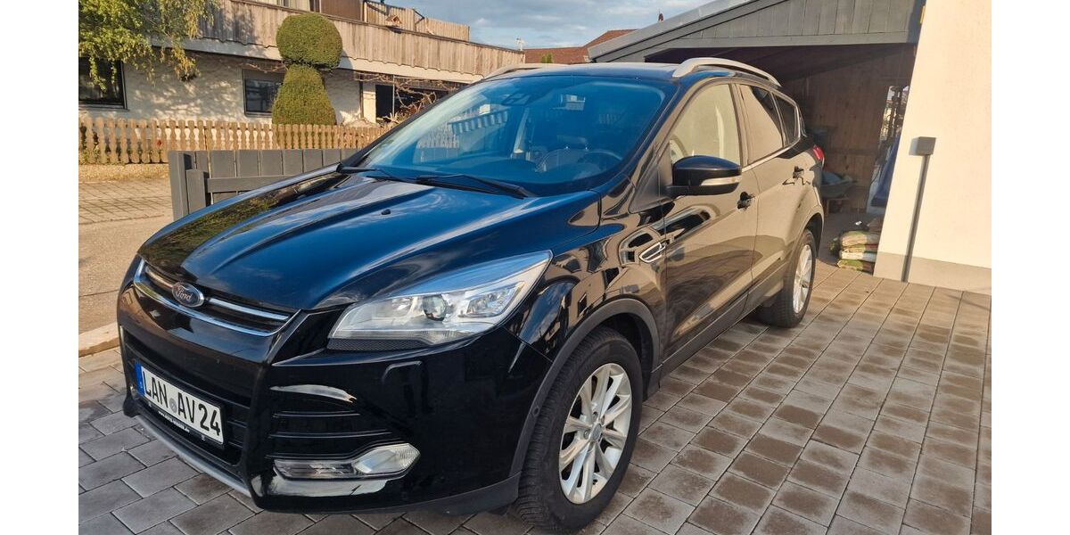 Ford Kuga 236.500 km 7.600 &euro; Pilsting 94431