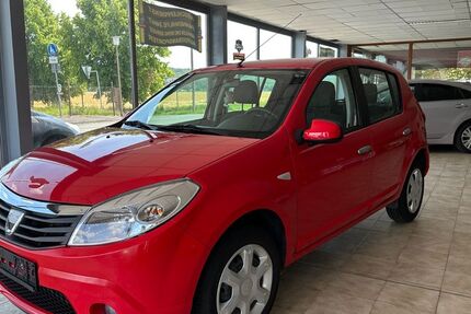 Dacia Sandero 82.000 km 3.499 € Rositz 04617