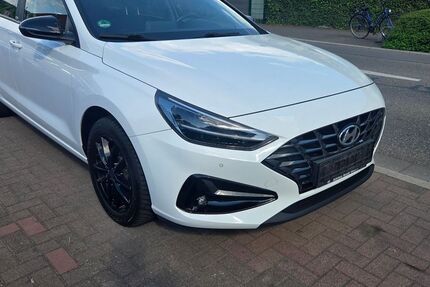 Hyundai i30 131.000 km 11.500 &euro; Oftersheim 68723