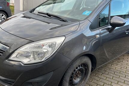 Opel Meriva 186.000 km 1.690 &euro; Roth 91154