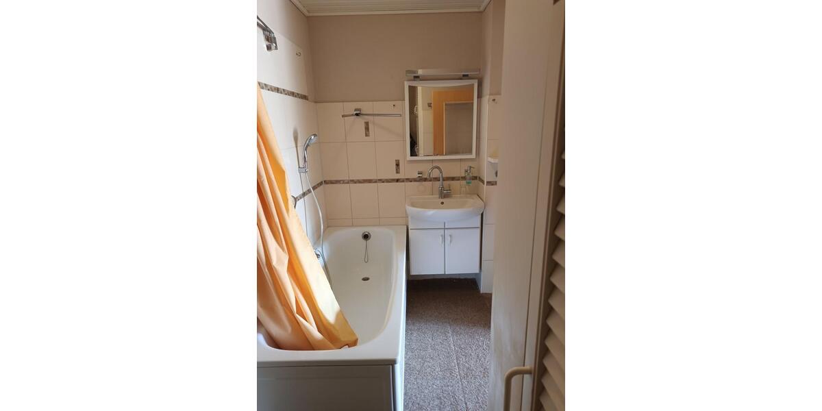 Etagenwohnung Hambühren - 2 Zimmer, 65 m&sup2;, 115.000&euro; | Angebot:25795024