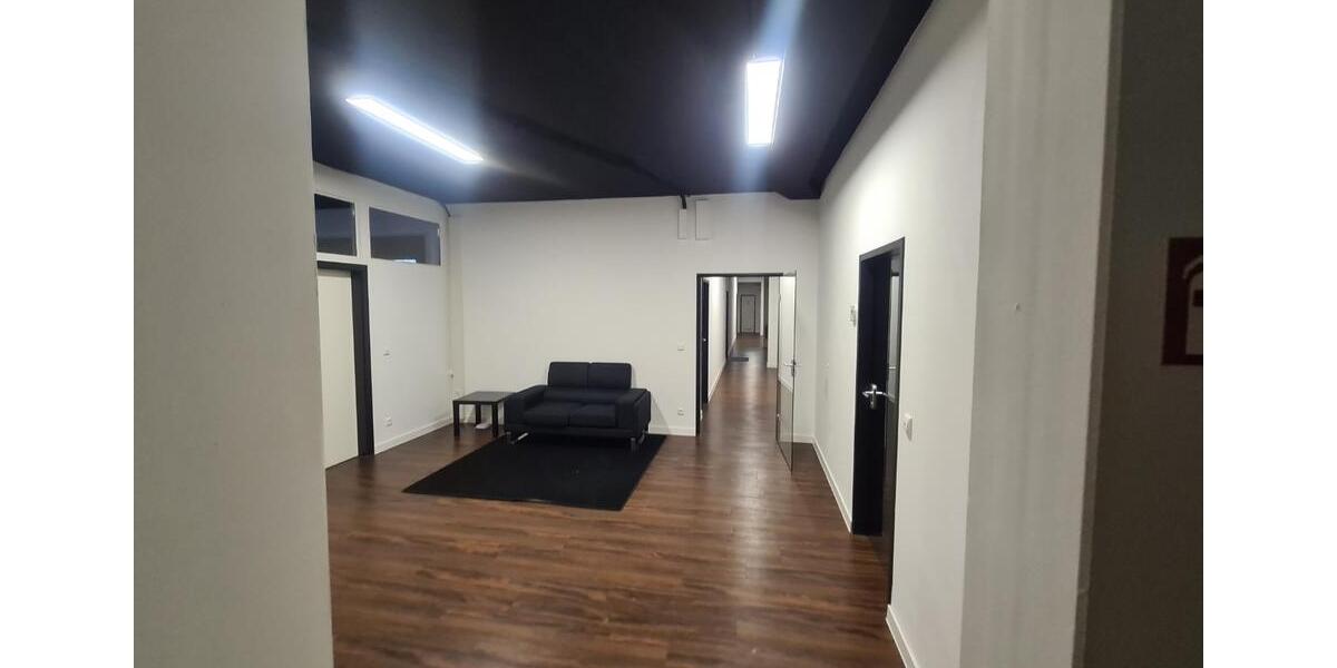 Gewerbeobjekt Karlsfeld - 795&euro; | Angebot:25975511