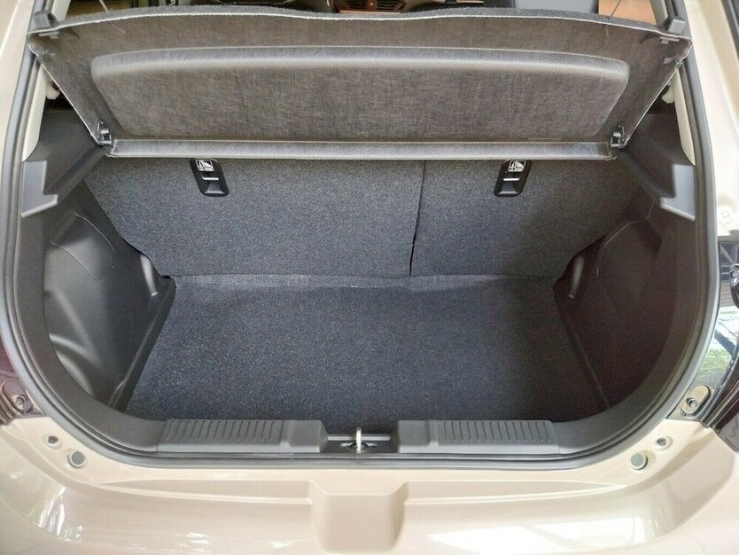 Suzuki Swift Comfort 3.000 km 18.880 € HAAN 42781