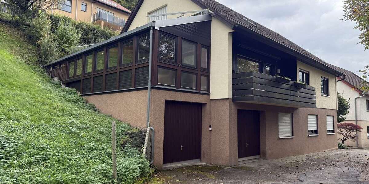 Einfamilienhaus Ingelfingen - 8.5 Zimmer, 220 m&sup2;, 1.375&euro; | Angebot:23330191