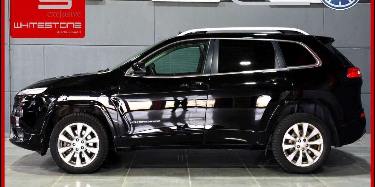 Jeep Cherokee 123.180 km 18.888 &euro; Falkensee 14612